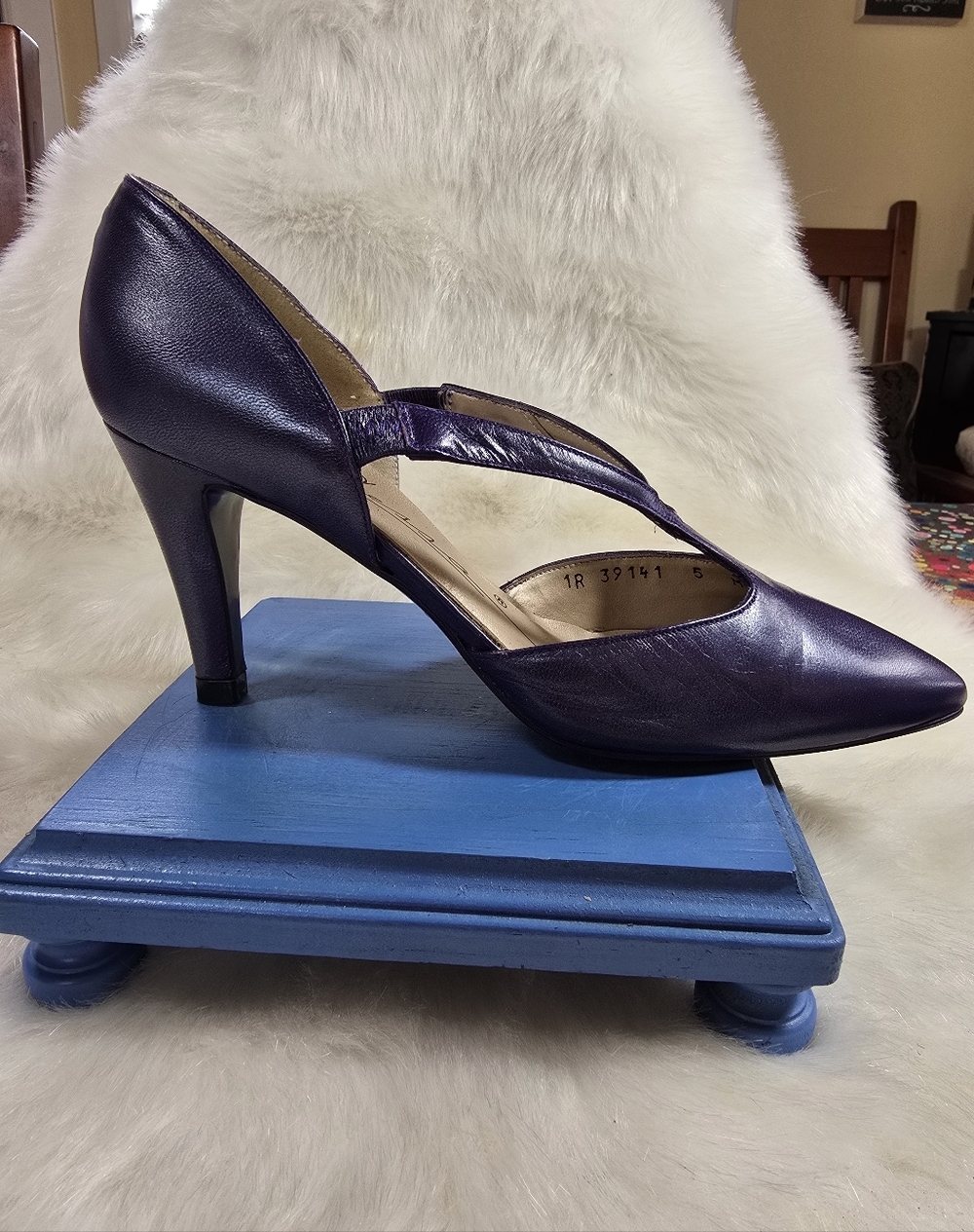 Caressa Purple Pointed-Toe T-Strap Pumps